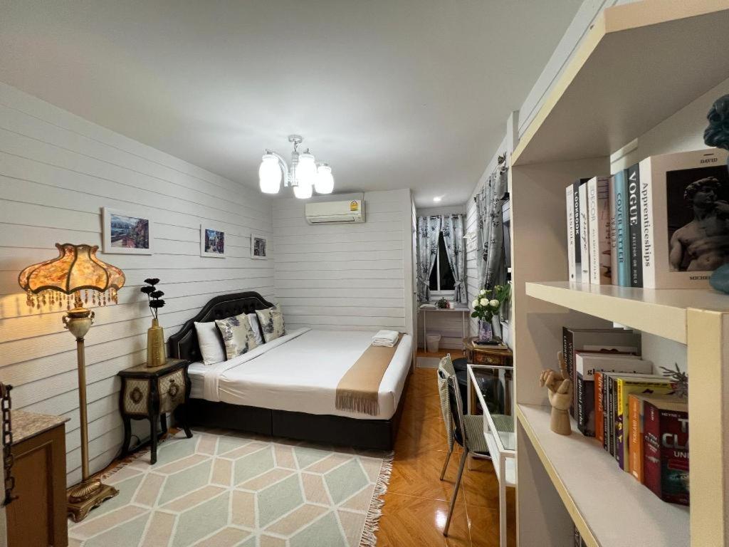 Ban Thungdang Housetel Bangkok Otel Dış mekan fotoğraf