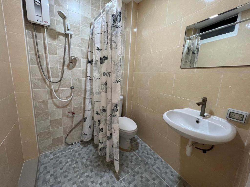 Ban Thungdang Housetel Bangkok Otel Dış mekan fotoğraf