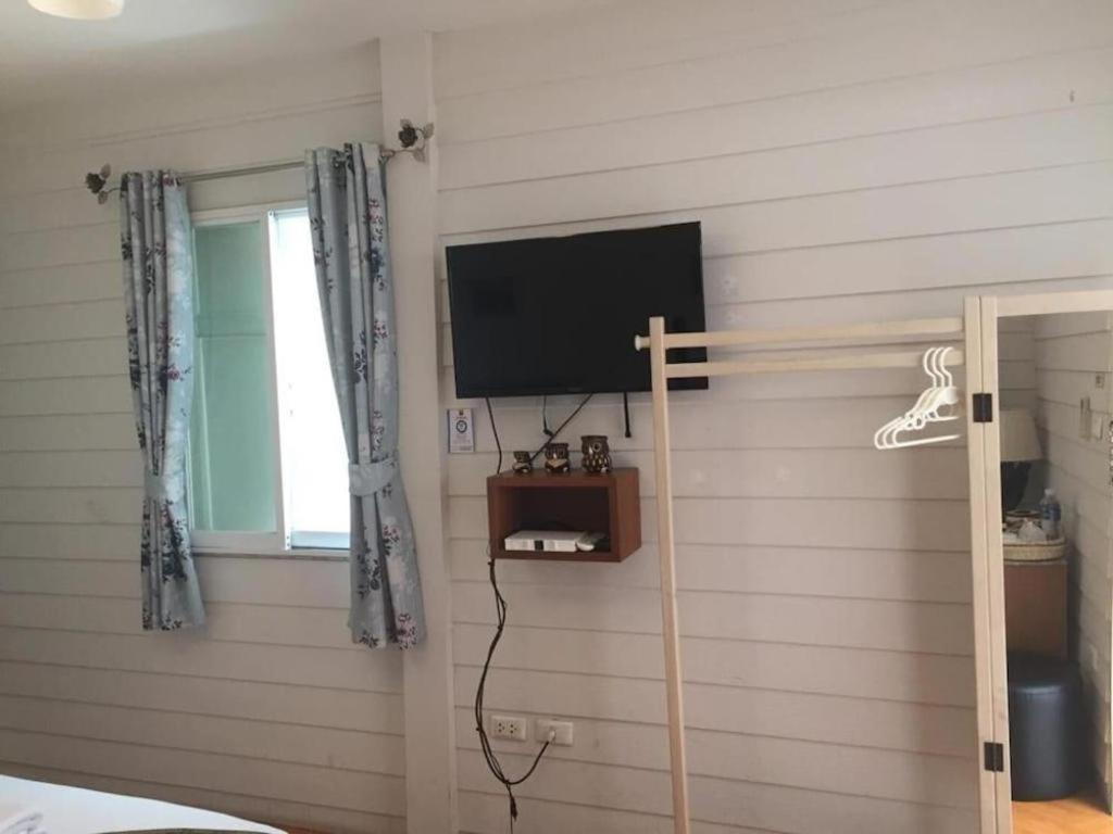 Ban Thungdang Housetel Bangkok Otel Dış mekan fotoğraf
