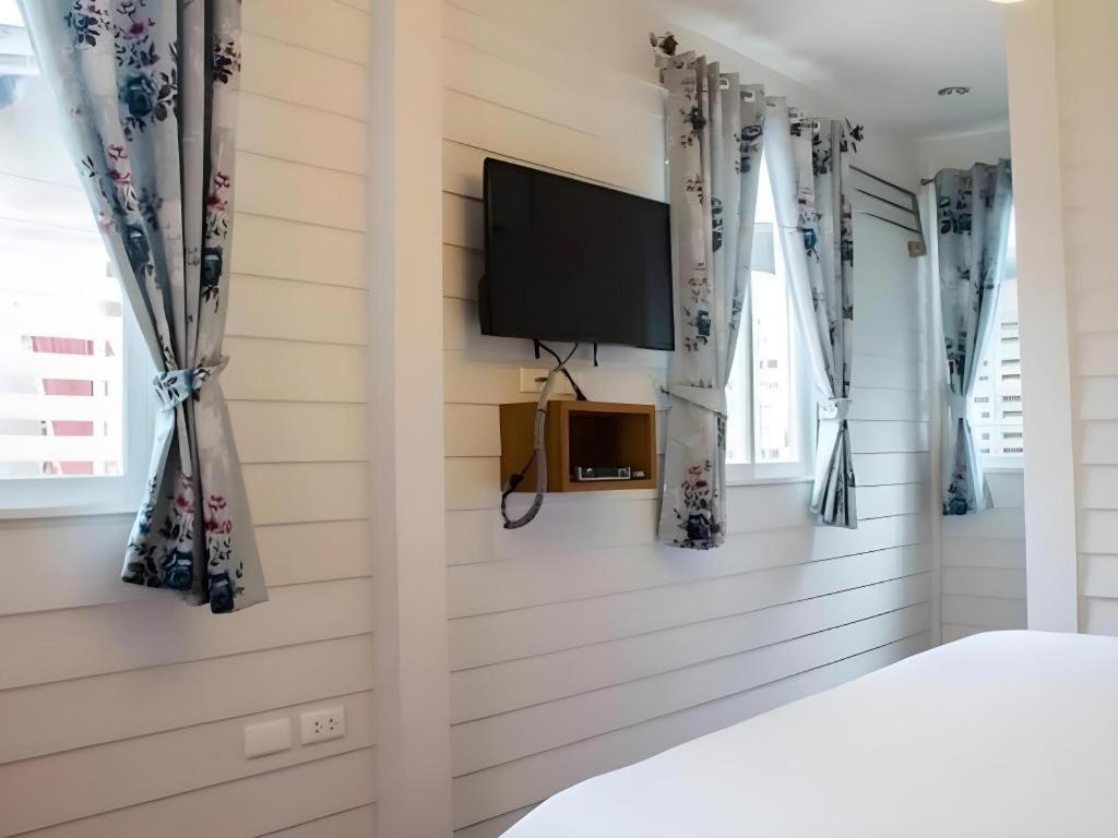 Ban Thungdang Housetel Bangkok Otel Dış mekan fotoğraf